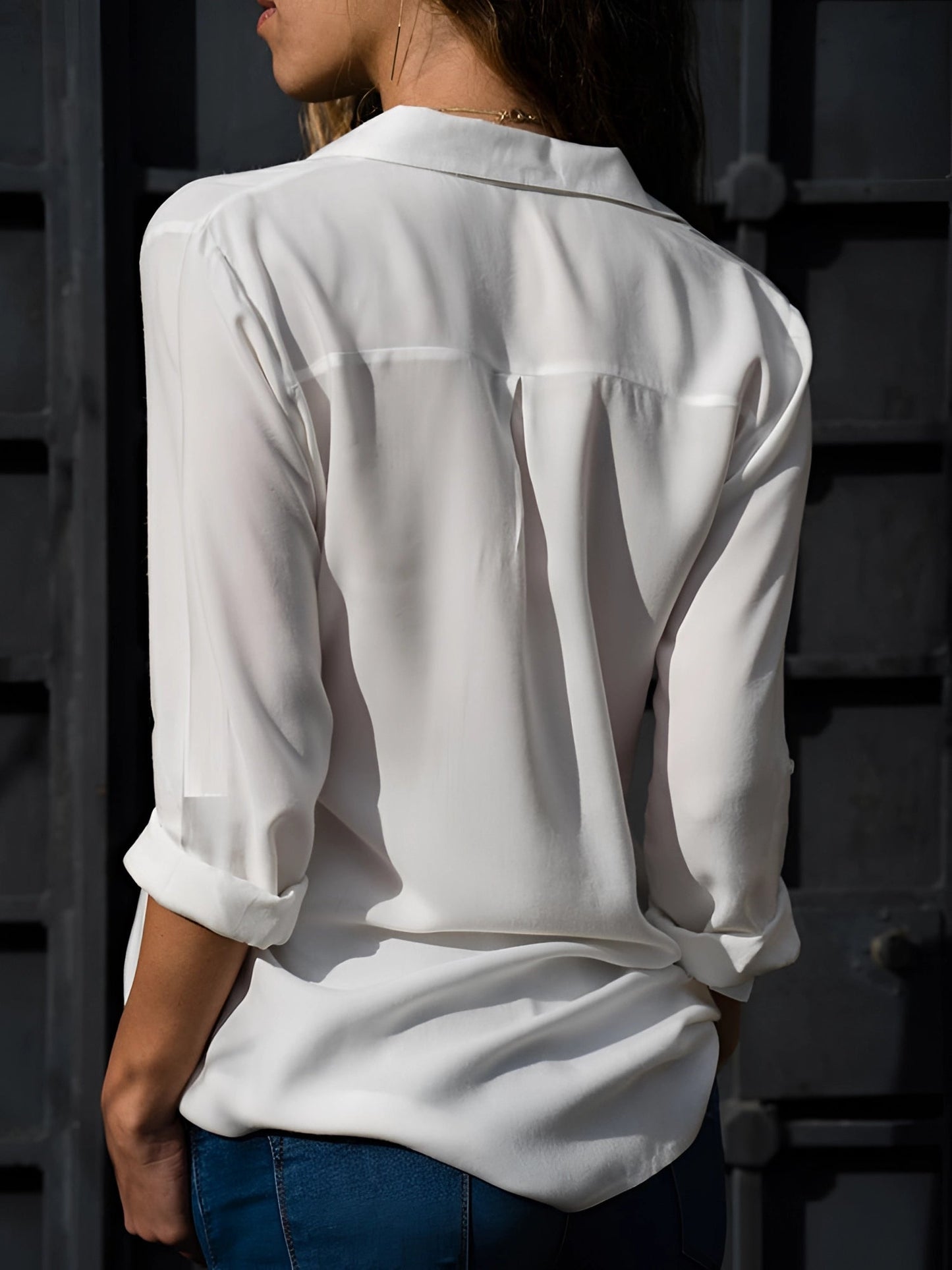 Aiah | Blouse Élégante À Col En V