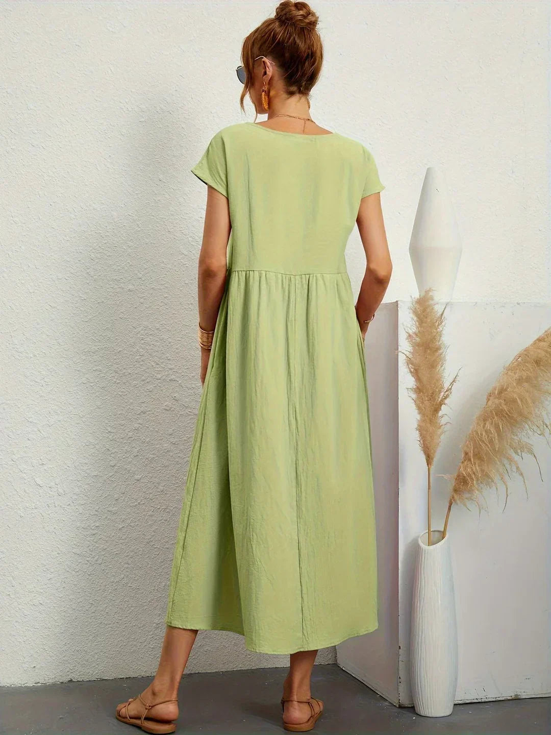 Gabrielle | Robe Midi Fluide Élégance Intemporelle