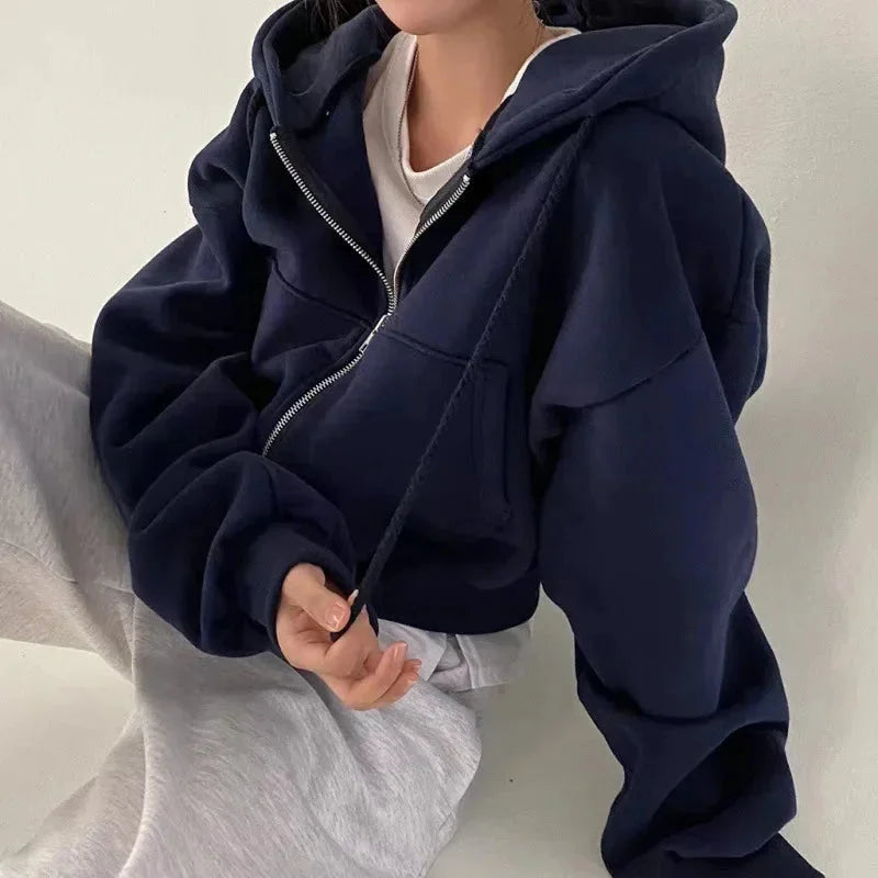 Sweat à capuche court femme oversize gris foncé avec zip, en mélange de coton, style décontracté.